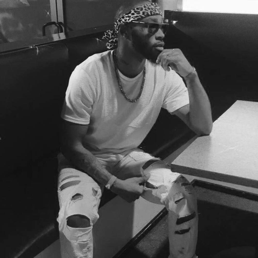 Meet your Posher, Rum